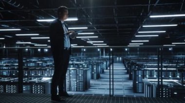 Veri Merkezi Spektialist Tablet Bilgisayarı Kullanıyor