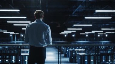 Veri Merkezi Spektialist Tablet Bilgisayarı Kullanıyor