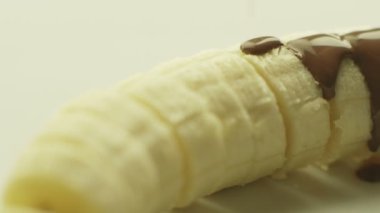 Sıvı çikolata muz dilimleri kapsayan olduğunu