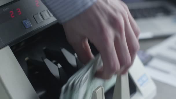 Currency-counting Machine is Counting Hundred Euro Bills. — Stock Video