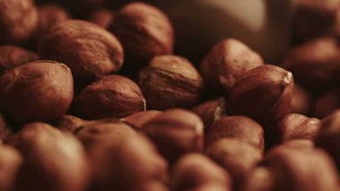 Çok sıvı çikolata fındık kapsar