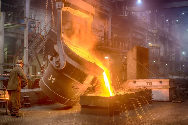 Ferroalloy fabriek in Novokoeznetsk — Stockfoto