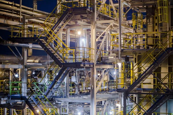Planta de procesamiento de petróleo y gas — Foto de Stock
