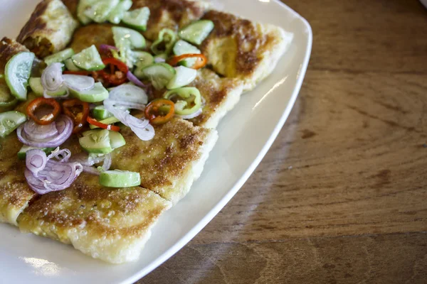 Comida muçulmana Martabak ou murtabak (Panqueca recheada ) — Fotografia de Stock