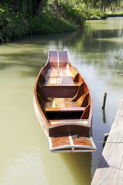 Bateaux à aubes stationnés — Photo