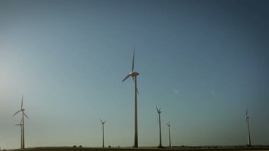 Kanat tarafından hareket jeneratörler