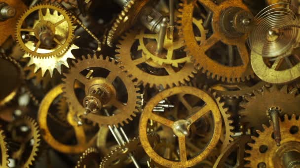 Vecchio orologio da fondo che appaiono nuovi degli ingranaggi — Video Stock