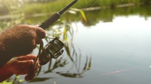 Carreto de pesca fechar filmagem — Vídeo de Stock