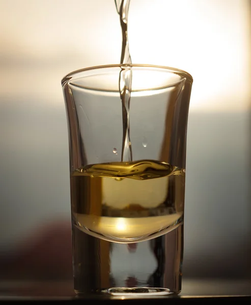 Sarhoş olmanın bir alkol içecek bir bardak