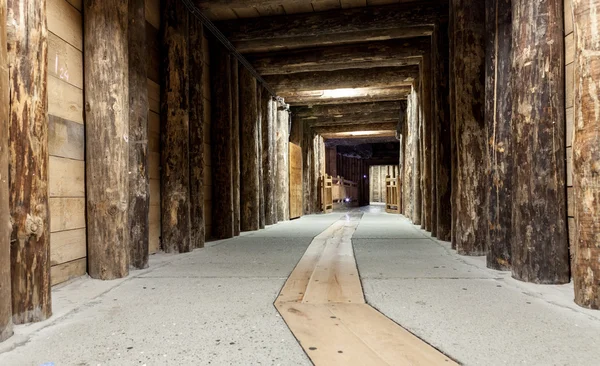 Salzbergleute Korridore tief unterirdisch - Salzbergwerk Wieliczka — Stockfoto