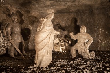 Wieliczka Salt Mine içinde tuz heykeller