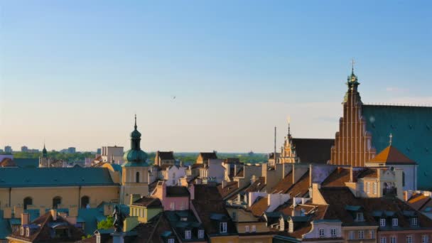 Syn på gamla byggnader i Warszawa stad — Stockvideo