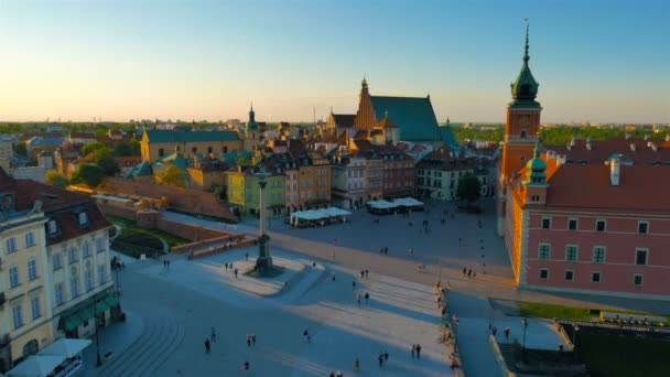在华沙旧城中心的视图 — 图库视频影像