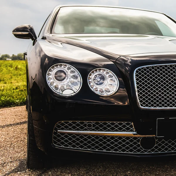 Modern car headlight — Stock Photo, Image