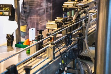 Konveyör otomatik paketleme hattı