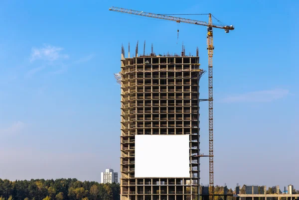 Baukran auf Baustelle — Stockfoto