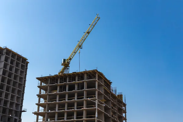 Building crane on construction — Stock Photo, Image