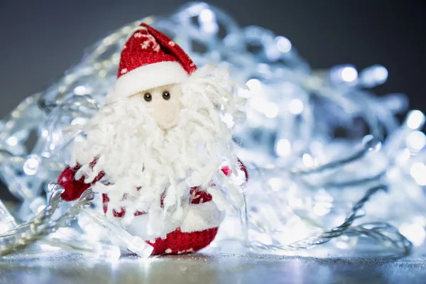 Jultomten eller far Frost med julbelysning — Stockfoto