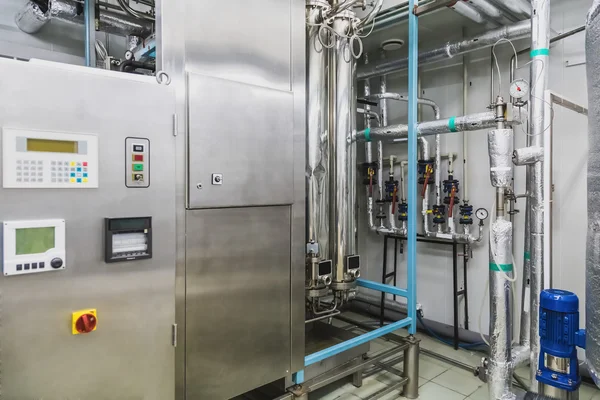 Salle de conditionnement ou de distillation de l'eau — Photo