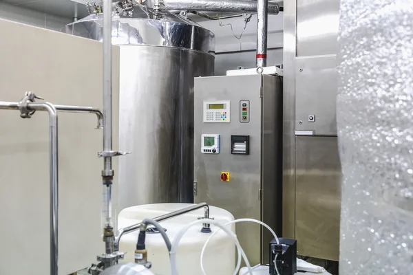 Sala de acondicionamiento o destilación de agua — Foto de Stock