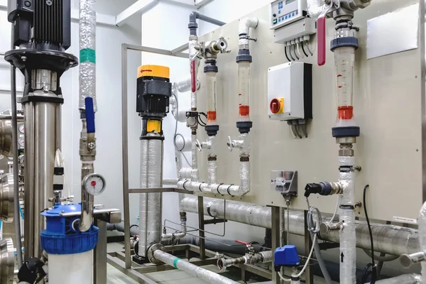 Equipamento do painel de controle na indústria farmacêutica — Fotografia de Stock