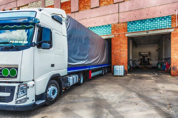 Truck or lorry repair shop service — Stock Image Truck or lorry repair shop service Royalty Free Stock Photos