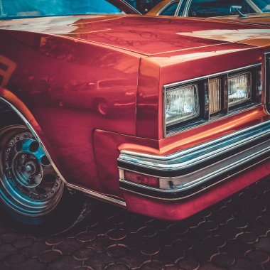 Eski retro veya vintage araba ön yüzü. Vintage etkisi işleme