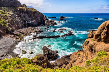 Sahil veya Atlantik Okyanusu kıyısında