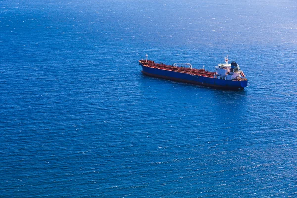 Navio de carga de contentores vazios no mar — Fotografia de Stock
