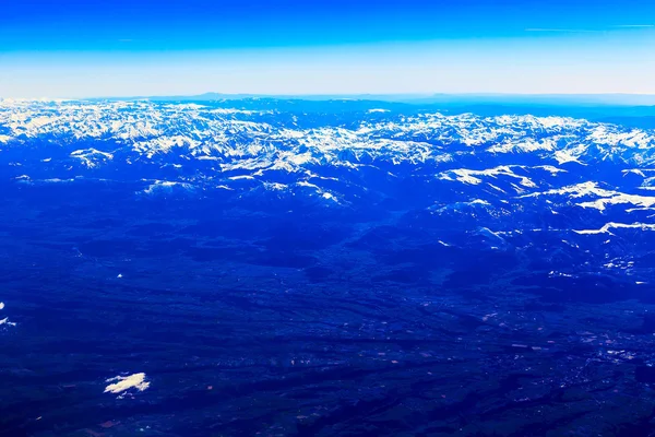 Vista aérea da montanha rochosa — Fotografia de Stock