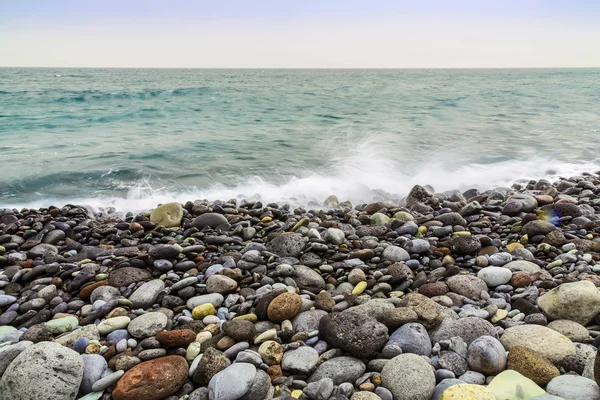 Stone Coast of Ocean with Waves — Stock Photo, Image