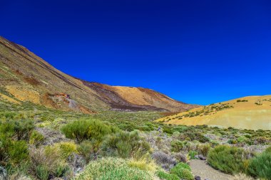 İspanya Tenerife adasında dağlar