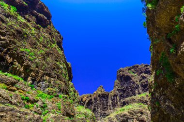 İspanya Tenerife adasında dağlar