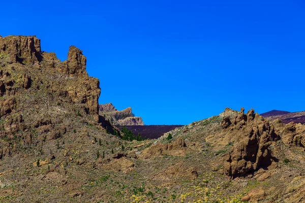İspanya Tenerife adasında dağlar