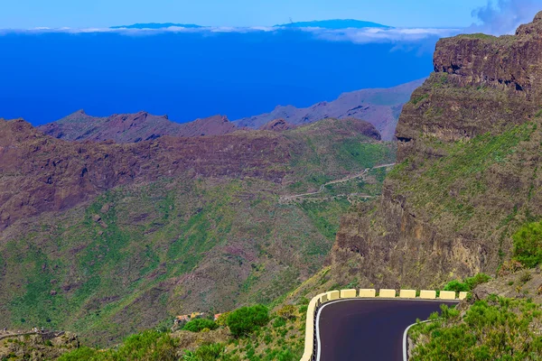 Paisagem com Estrada na Ilha de Tenerife — Fotografia de Stock