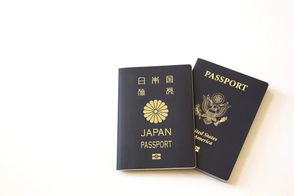 Pasaporte estadounidense y japonés —  Fotos de Stock