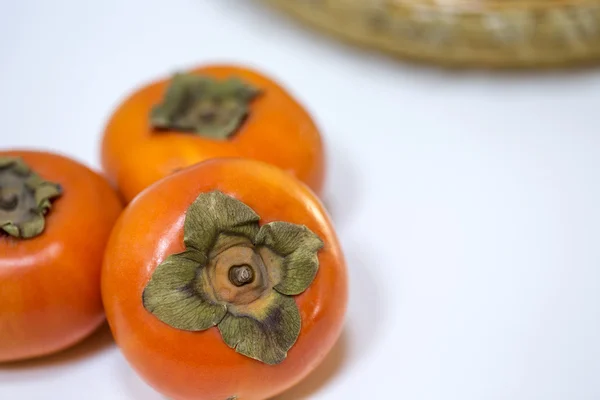 Persimmons maduros frescos — Fotografia de Stock