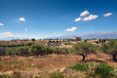 Aptera yakınındaki eski kalıntıları üzerinde Crete Isla manzara