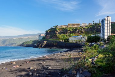 İnsanlar, defne, Puerto de la Cruz'daki Tenerife adasında bir sevinç var