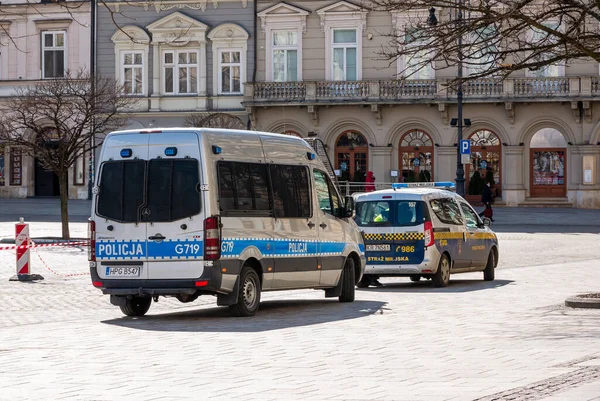 Cracóvia Polônia Polícia Municipal Guardas Municipais Carros Polícia Regulares Rua — Fotografia de Stock