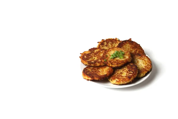 Hash Browns, Patates Gözlemesi, Latkes, Draniki Kopya Boşluğu ile Beyazda İzole Edilmiş.