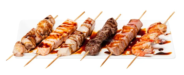 Conjunto de diferentes pinchos kebab shashlik — Foto de Stock