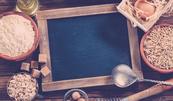 Ingrediënten voor het bakken met plaats voor tekst. — Stockfoto