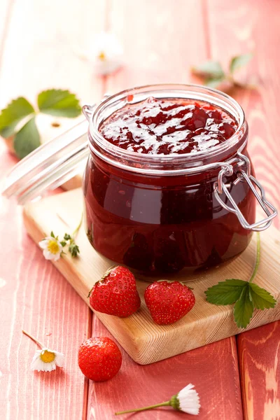 Traditional strawberry homemade jam. — Stok fotoğraf