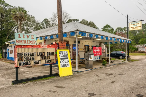 Alte tankpumpe auf der autobahn 19, florida — Stockfoto