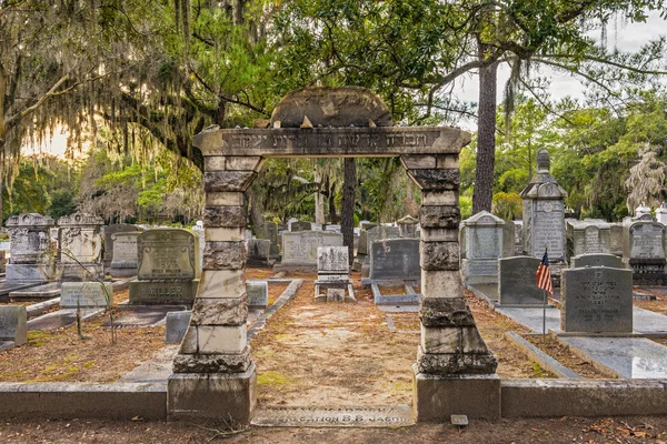 Bonaventure Friedhof in Savanne, Georgien — Stockfoto