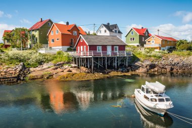 Balıkçı köyü Henningsvaer Lofoten Adaları, Norveç