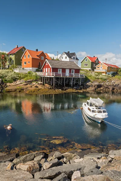 Balıkçı köyü Henningsvaer Lofoten Adaları, Norveç — Stok fotoğraf