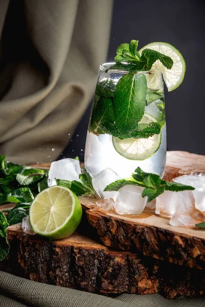 Mojito Cocktail Dark Background Wooden Stand Ice Mint — Stock Photo, Image