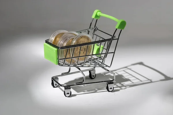 Monete Bitcoin Mini Carrello Dal Supermercato Criptovaluta — Foto Stock